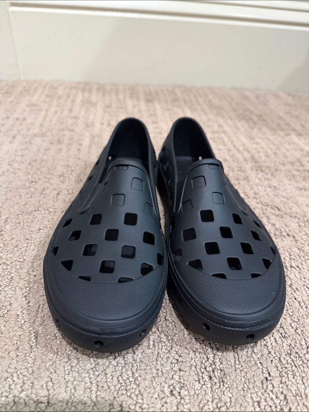 Men's Black Slip-On Vans - Ventilated Water Shoe